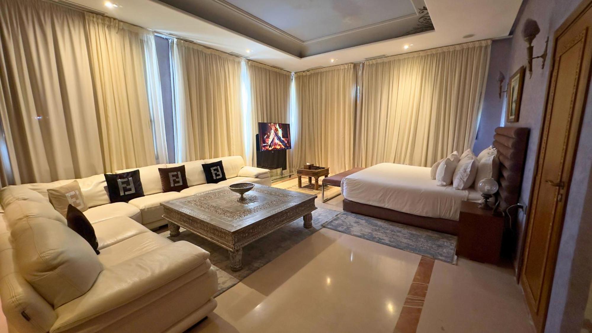 Hotel Sillage Palace